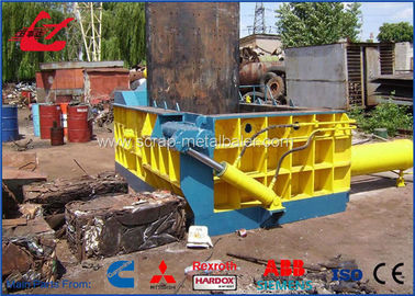 خرید 200 تون هیدرولیک Scrap فولاد تراشه تراشه فلزی / سنگ شکن 37kW online manufacture