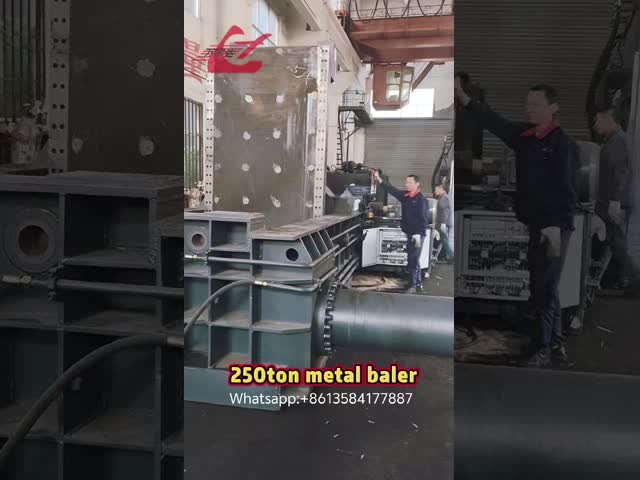 WANSHIDA 250ton hydraulic scrap metal baler for baling press hms heavy metal scrap